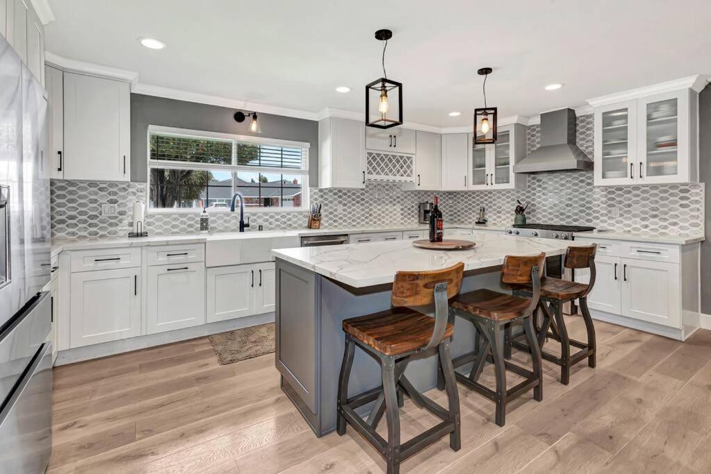 Huntington Beach, Ac, Pool, Hot Tub, Detached Office, Close To Beach, Outside Entertaining Area Buitenkant foto