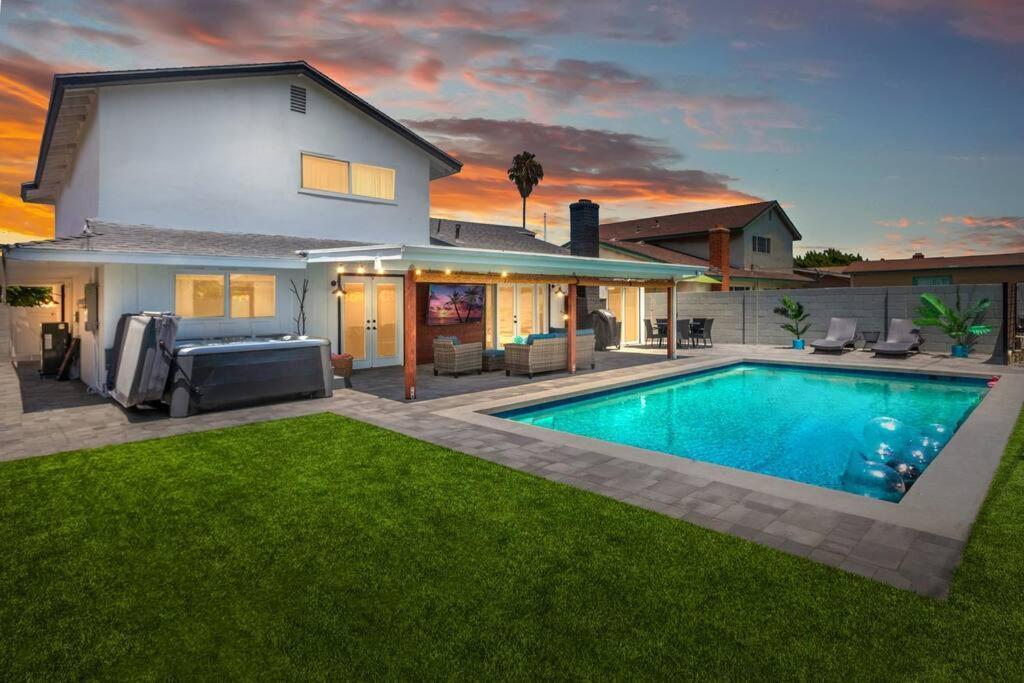 Huntington Beach, Ac, Pool, Hot Tub, Detached Office, Close To Beach, Outside Entertaining Area Buitenkant foto